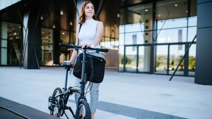 aprender a montar en bici adulto